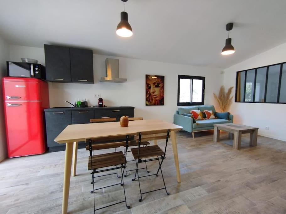 Appartement Avec Jardin Privatif Кюерс Екстер'єр фото